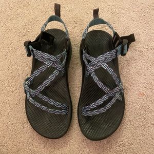 Woman’s Chaco size 5